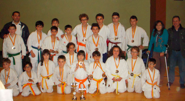 Excelentes resultados del Olympia en el II Encuentro Provincial de Karate