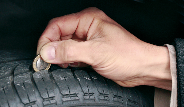 TRACC señala la importancia del estado de los neumáticos para la seguridad del vehículo