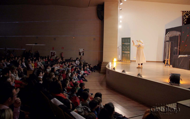 La Fundación Globalcaja Cuenca colaboró con la jornada de teatro inclusivo y de sensibilización en Cuenca, organizada por el Fórum de la Discapacidad 