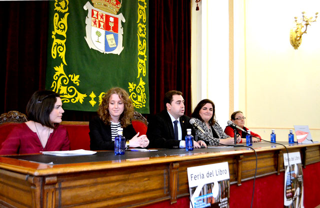  Presentado ‘La sonrisa perdida’, un cuento solidario de Águeda Lucas con ilustraciones de Begoña de Pablo