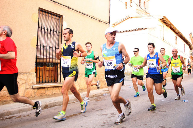 Marcos Hortelano y Sonia Plaza se alzan con la victoria de la carrea popular “Villa de Campillo”