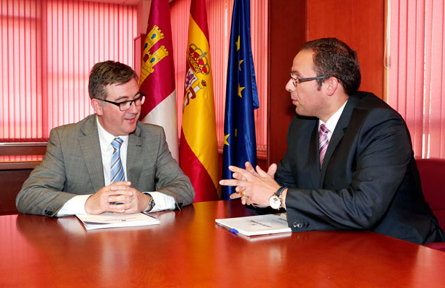 Marcial Marín se reúne con el responsable de Relaciones Externas de Mercadona, José Ruiz Martínez 