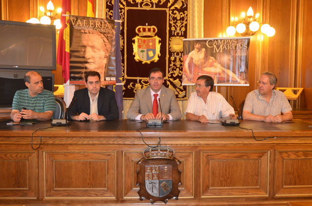 Prieto destaca el intenso programa de ocio y estudio que conforman las XII Jornadas Romanas de Valeria