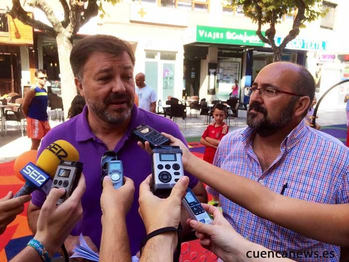 Dolz afirma que el Ayuntamiento ya esta trabajando en el proyecto de iluminación del estadio de La Fuensanta