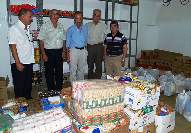 Villaescusa de Haro dona a Cáritas Cuenca 1200 kilos de alimentos básicos