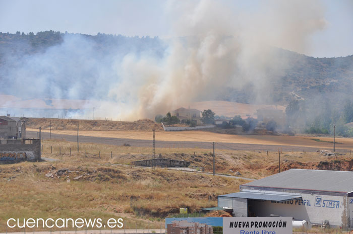 Incendio en los aledaños de la Ronda Oeste