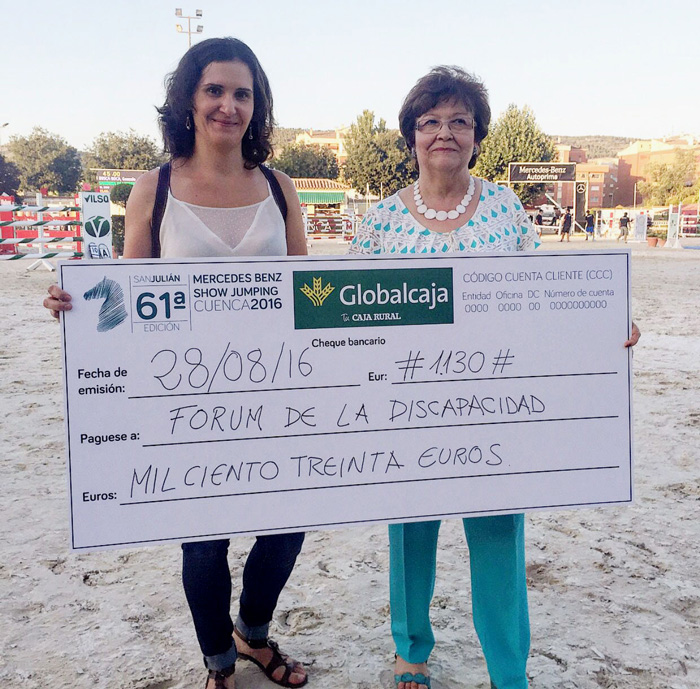 Globalcaja hace entrega del ‘cheque solidario’ al Fórum de Discapacidad de Cuenca