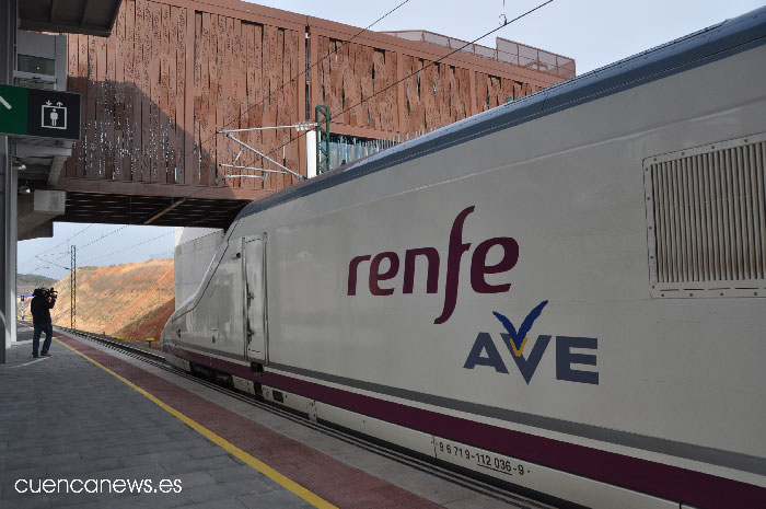 Renfe amplia los servicios de alta velocidad que unen Cuenca con Málaga durante el verano