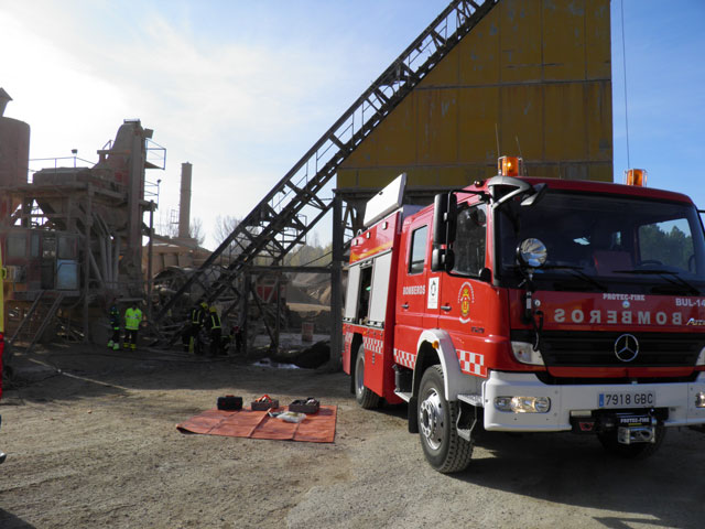 Sesenta bomberos de la región se especializan en incendios en túneles y en zonas de patrimonio histórico