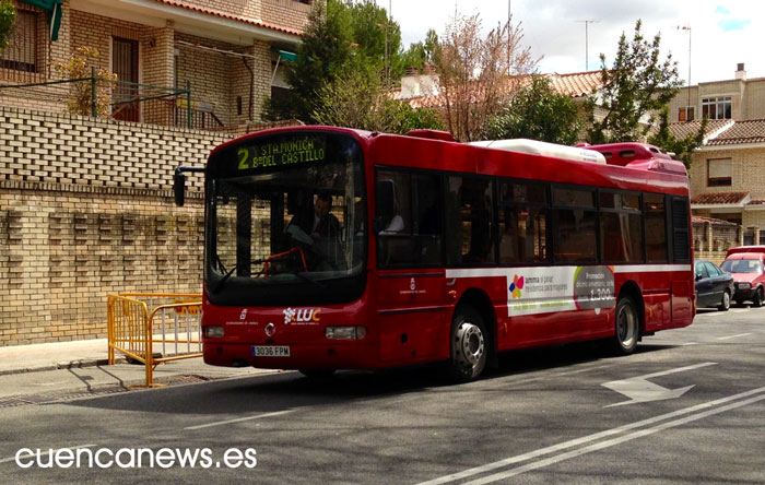 El PP denuncia que desde que Ávila es alcalde el servicio de autobús urbano al AVE se ha reducido de 45 a 10 viajes diarios
