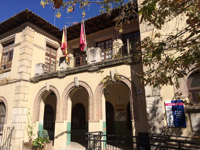 La Junta insta al Ayuntamiento a hacerse cargo de los gastos de mantenimiento del comedor del colegio 'Ramón y Cajal'