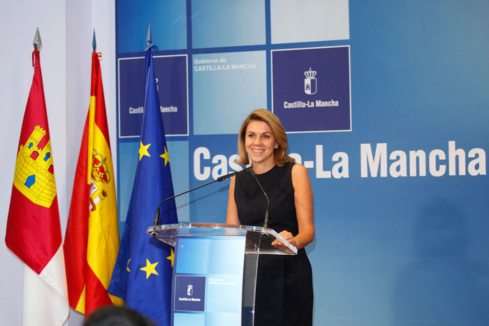 La presidenta Cospedal agradece al Rey Don Juan Carlos su interés por la situación en la que se encuentra Castilla-La Mancha
