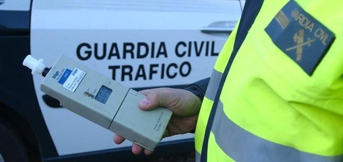 Detenido un conductor en Guadalajara por duplicar la tasa de alcoholemia