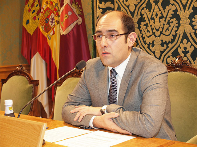 Hernández insta a la JCCM a centrarse en los problemas de su competencia que preocupan a los conquenses