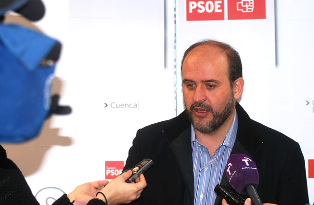 Guijarro: 'El juez Ruz debe terminar de instruir los sumarios que investiga y el marido de la consejera de Cospedal debe inhibirse en la decisión'