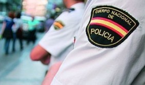 La Policía Nacional pone en funcionamiento un plan  para la prevención  de robos en viviendas y trasteros