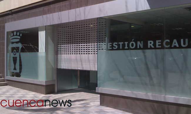 El Ayuntamiento y Banco CCM colaboran para facilitar el pago de los recibos de los ciudadanos