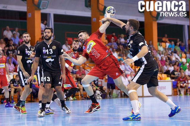 Valioso triunfo del Ciudad Encantada ante el Huesca (18-19)