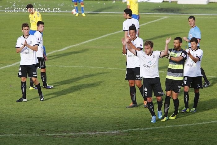Despedida de Cristian con empate ante Las Palmas Atlético (2-2)