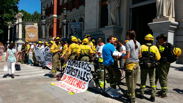 Seguimiento masivo de la huelga indefinida que ha comenzado hoy el colectivo BRIF 