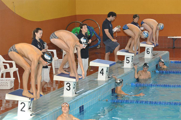 I Jornada deporte base de natación en la piscina cubierta “Luis Ocaña”