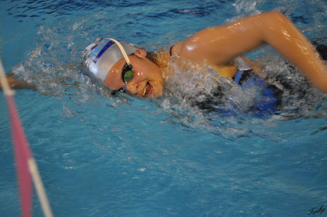 Gran actuación de las nadadoras del Club Natación Cuenca