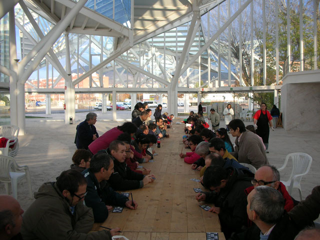 El Centro Infantas de España de Cuenca celebro el pasado sábado una comida solidaria en el Bosque de Acero