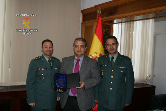 La Comandancia de la Guardia Civil de Cuenca recibió la distinción honorífica de la Hermandad de Donantes Sangre