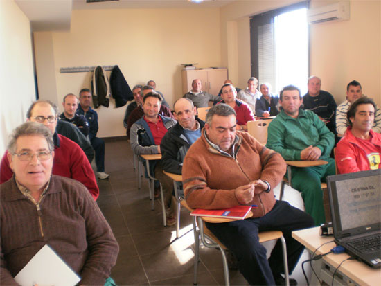 El CIPE-SIEM traslada información sobre el autoempleo en Villamayor de Santiago