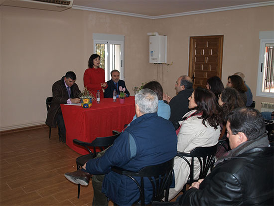 El Subdelegado del Gobierno inaugura el Centro Social Polivalente en la localidad de Pozoamargo
