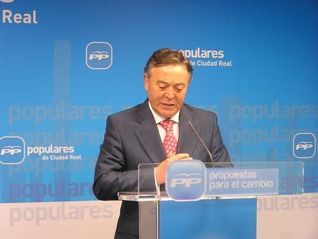 Gil-Ortega: “Hemos dejado atrás las políticas de despilfarro para apostar por la recuperación económica y la  creación de empleo”