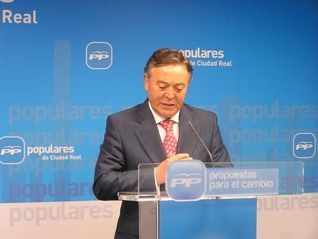 Gil-Ortega: “Hemos dejado atrás las políticas de despilfarro para apostar por la recuperación económica y la  creación de empleo”