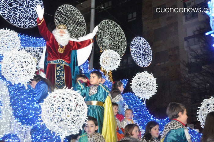 Los Reyes Magos inundan Cuenca de ilusión