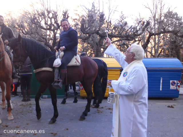 La ciudad de Cuenca celebra la festividad de San Antón 2015