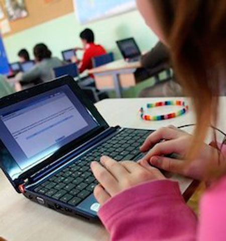 La Mochila Digital transformará la educación castellano-manchega