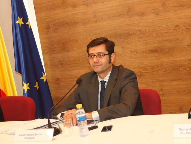 Romaní anuncia un nuevo mecanismo de pago estimado en 263,1 millones de euros para conciertos educativos, asistenciales, sanitarios y entidades sin ánimo de lucro