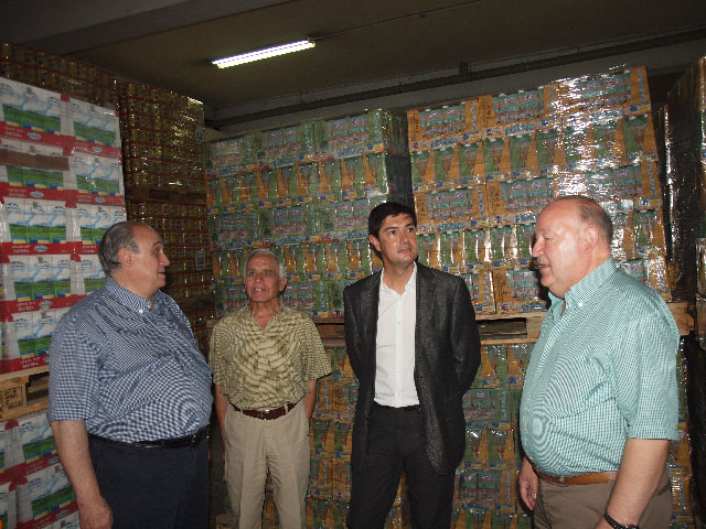 El alcalde visita el Banco de Alimentos de Cuenca