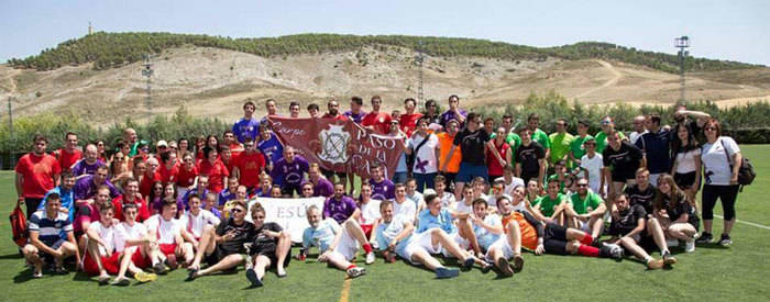 Gran ambiente en el I Torneo Nazareno Solidario de Fútbol 7