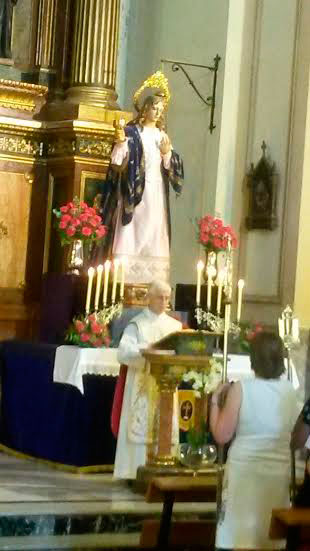 Solemne función religiosa en honor de Santa María Magdalena