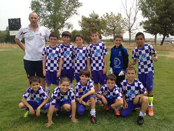 El equipo benjamín A de la Escuela Municipal de Fútbol se proclama campeón del Torneo de Los Yébenes