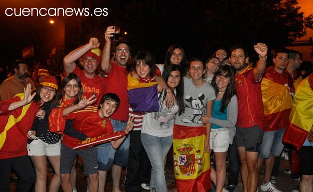 La euforia se adueña de las calles de Cuenca