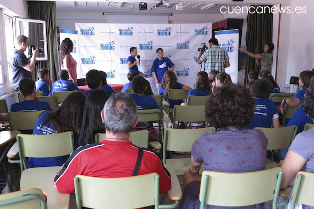 Los alumnos del IES “Santiago Grisolía”  reciben el premio  “Eres joven, ¡Triunfarás!” de la fundación Bertelsmann