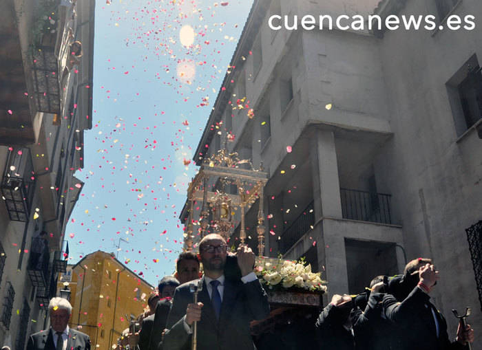 La ciudad de Cuenca celebro la tradicional procesión del Corpus Christi