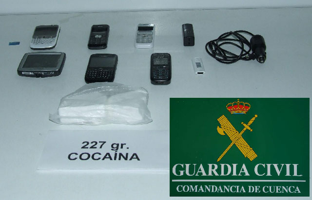 La Guardia Civil  detiene a dos personas por un presunto delito de tráfico de drogas