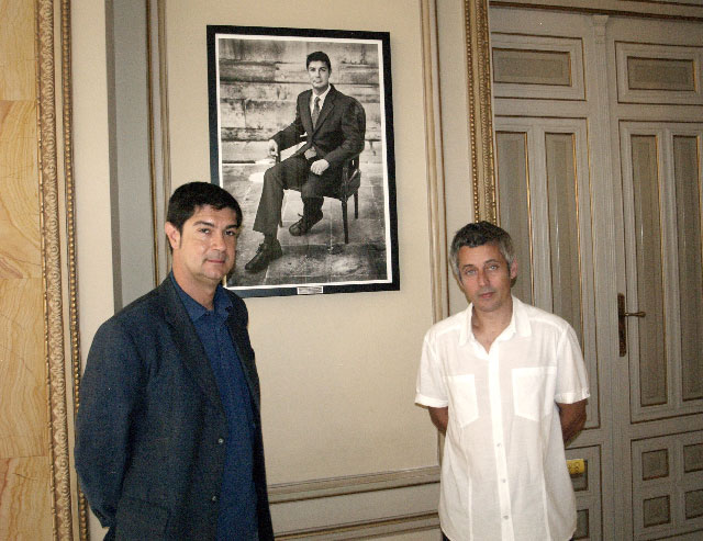 La Diputación suma un nuevo cuadro a su galería de retratos presidenciales con la fotografía de Juan Ávila