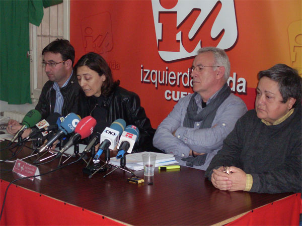 Cayó Lara en su visita en Cuenca corroboró la postura antinuclear de Izquierda Unida 