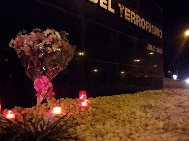 UPyD rinde un sencillo homenaje  en memoria de las victimas del terrorismo