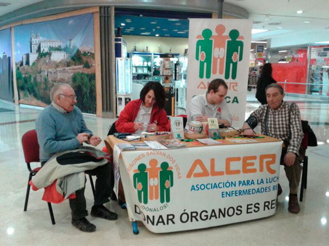 ALCER CUENCA realiza una campaña de prevención sobre la enfermedad renal