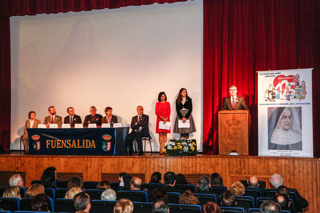 Marín elogia al Colegio “San José” de Fuensalida por ser “un referente” en el ámbito educativo