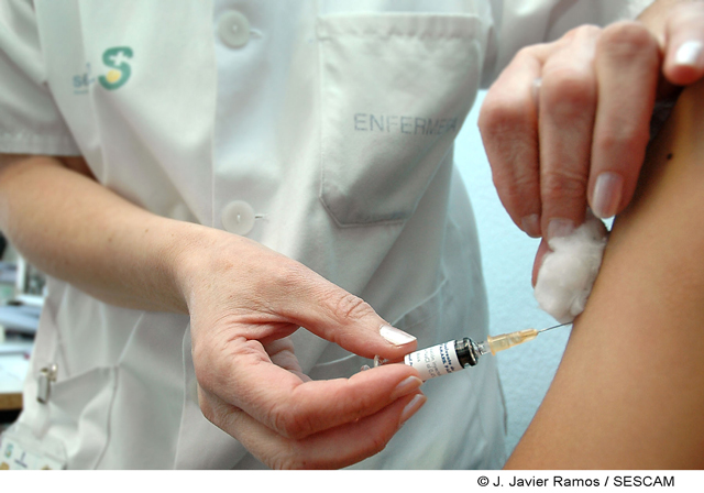 Unas 400 personas han pasado por el Centro de Vacunación Internacional del Área Integrada de Cuenca durante el 2014